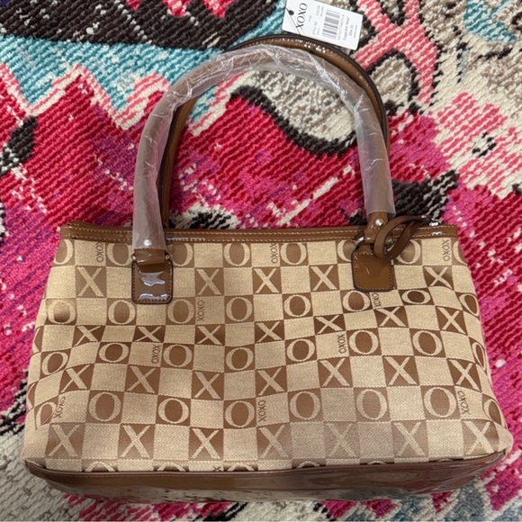 XOXO Tan and Brown Checkered Shoulder Bag NWT - Picture 4 of 9